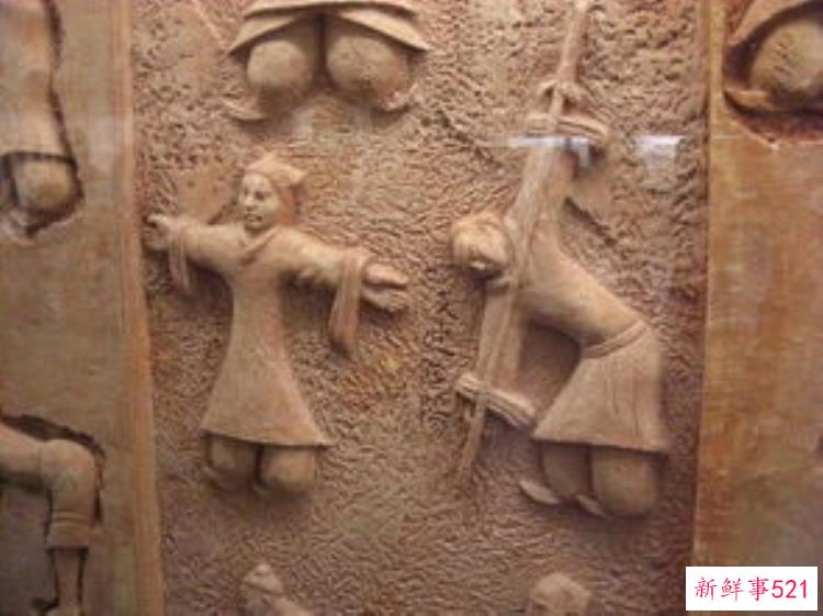 马王堆汉墓墓坑，马王堆背面演示