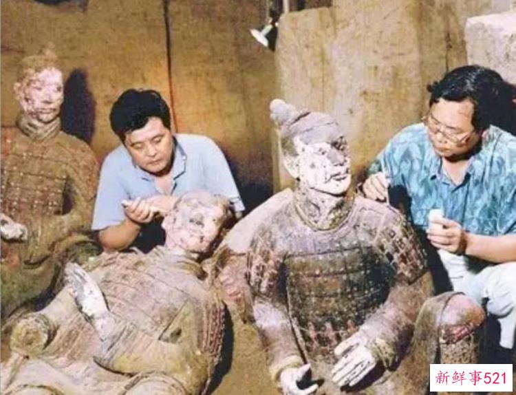 为何不敢打开秦始皇陵呢，盗墓贼挖开秦始皇陵