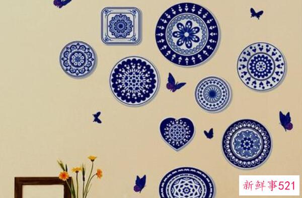 如何去除糊纸撕掉后留下的胶水用吹风机吹(用风油纸擦)