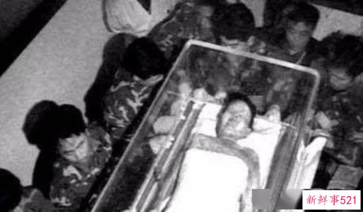 福建活人墓地，江西发现46名妙龄女子合葬墓