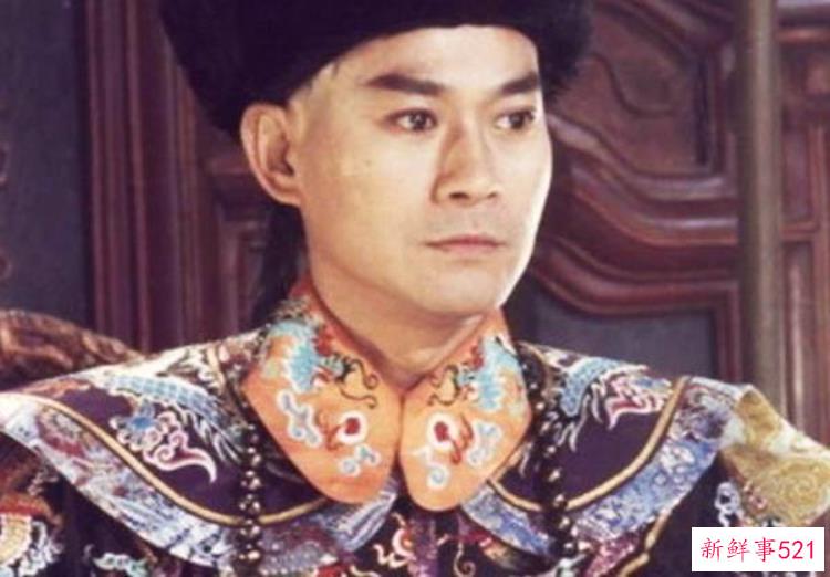 东北锦州农村发现一清代古墓葬品有一件龙袍与一两面人有关系