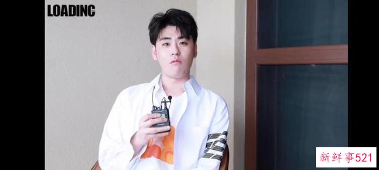 张云雷杂志拍摄，张云雷接受采访的节目