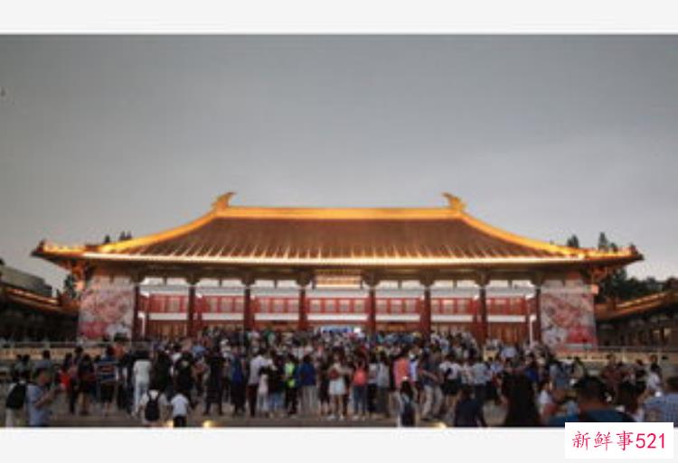 甘肃馆藏精品丨铜针筒皮囊骨针