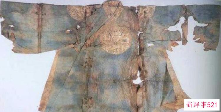 为什么只有定陵被挖开，定陵发掘诡异事件