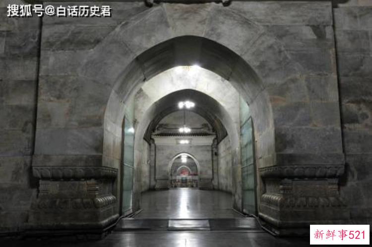 定陵万历遗骨，挖万历皇帝定陵