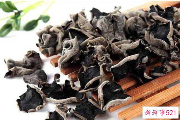 哪些食物容易威胁生命？注意日常饮食烧肉含有致癌物质