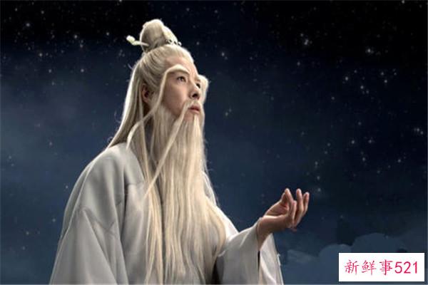 中国神和神仙哪个更厉害？上帝的地位更高(上帝赋予他神力和长寿)