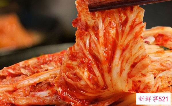 为什么在辣白菜里放苹果 如何让辣白菜好吃(放苹果调味)