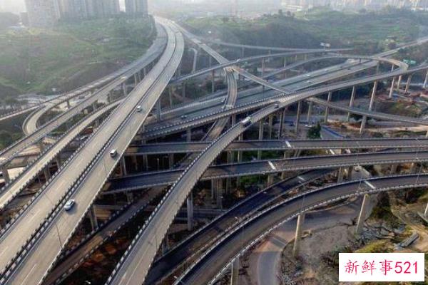 黄桷湾立交桥导航会迷路吗？纠错返送实际上不到十分钟