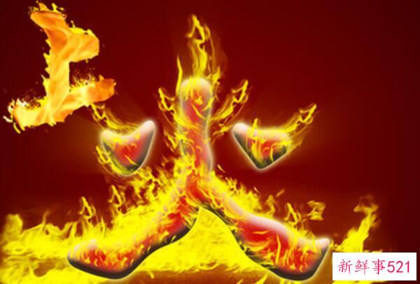 雨衣上的气味有毒吗？可能有毒(泡水-阳光下爆炸)