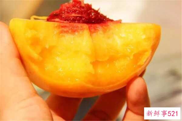 酥桃和软桃的区别是外观、大小、口感不同