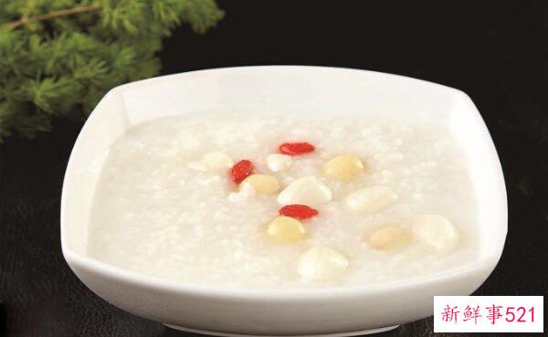 百合莲子粥禁忌 少饮-咳嗽、大便干燥的经期女性禁食