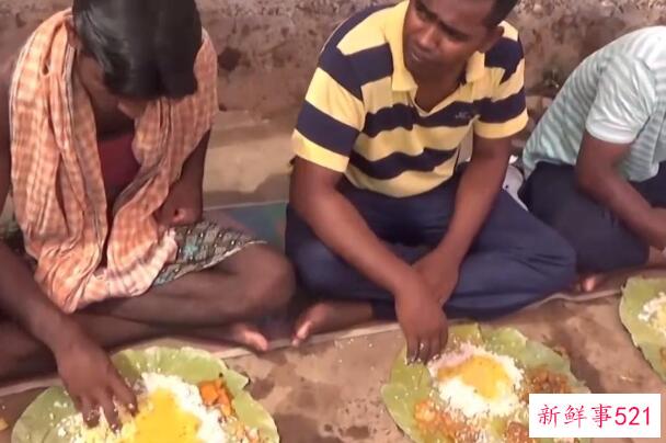 为什么印度人用手吃食物贴近自然(传统观念所致)