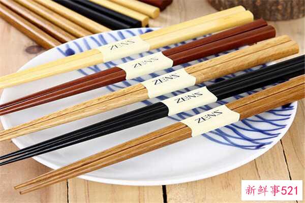 为什么木筷子长白虫是因为长时间处于潮湿的环境？