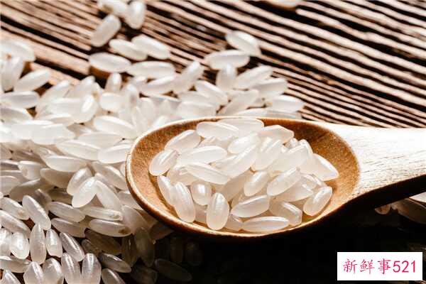 过期大米的妙用-鸡蛋保鲜-清洗茶杯-喂养家禽