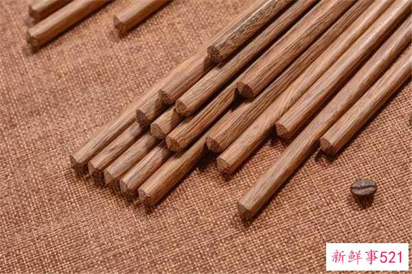 为什么木筷子长白虫是因为长时间处于潮湿的环境？