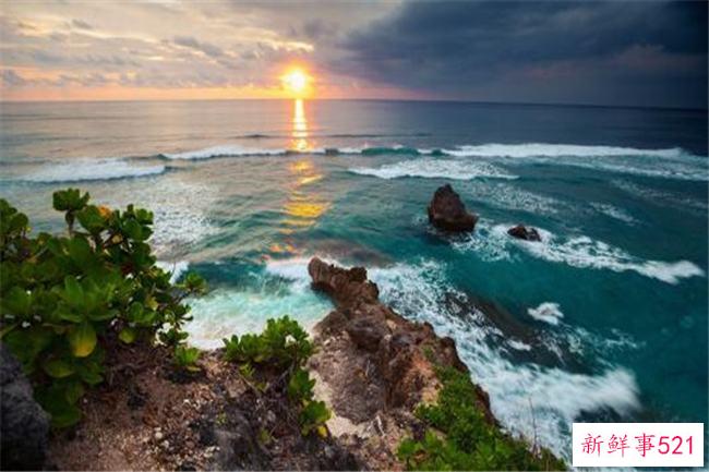 世界上最大的单一岛国-印度尼西亚(拥有最大的群岛)