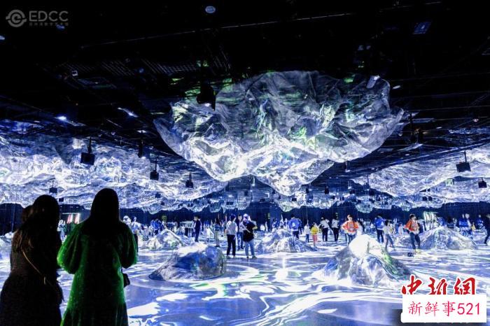 苏州湾数字艺术馆《画游千里江山——故宫沉浸艺术展》展览。　苏州湾数字艺术馆供图