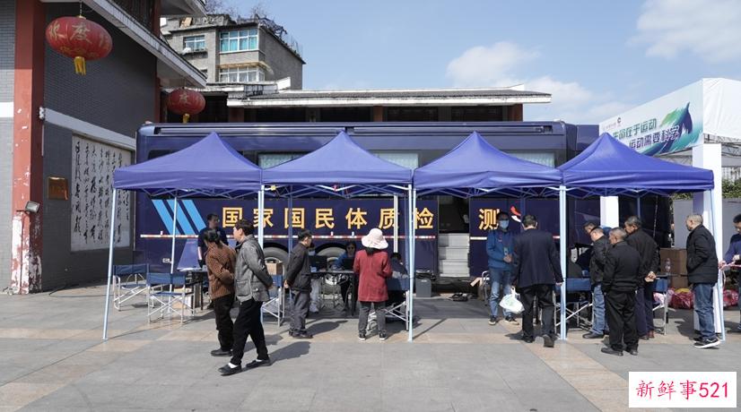 李妮娜携手专家助力，健康科普知识这样被送到基层