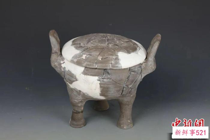 后寨墓地出土的陶鼎。　山西省考古研究院供图