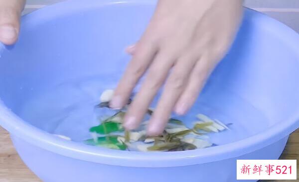 锡纸怎么用？锡纸可以放进微波炉吗(不能放-会损坏微波炉)