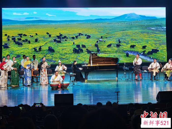 图为演出现场。　潘雨洁 摄