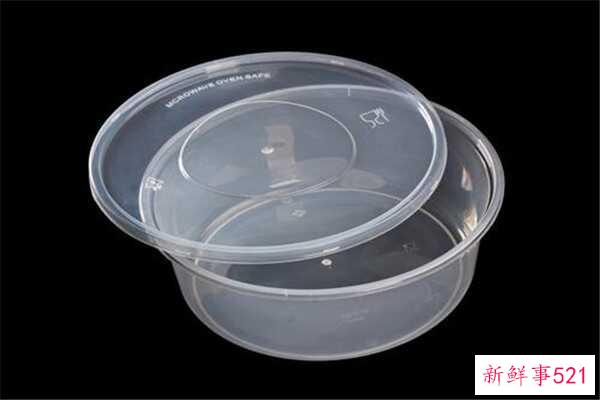 如何消除衣服上的白色硬蛋 如何预防？