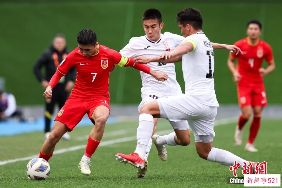 时隔9年亚青赛小组出线！中国足球暗夜中的一束光
