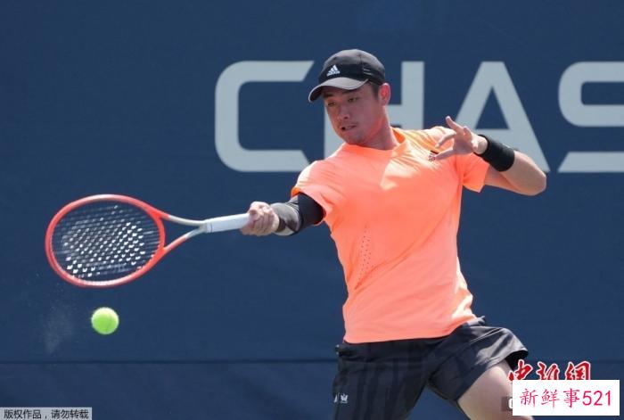 创纪录！吴易昺获中国大陆男网海外大师赛正赛首胜