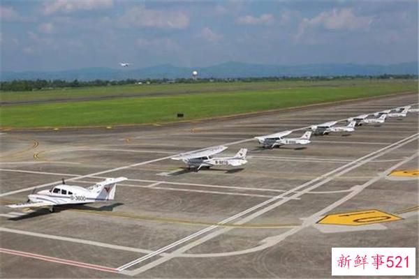 头衔-中国最大的大学-中国民航飞行学院(中央直属大学)