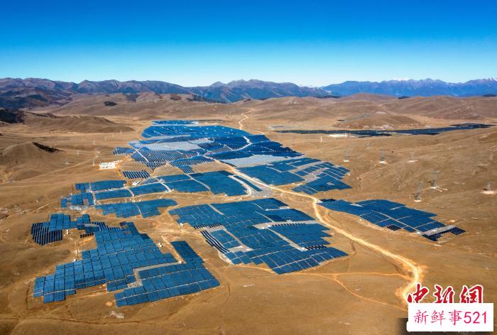 全球首个超高海拔光伏实证基地。　国家电投集团西南能源研究院 供图