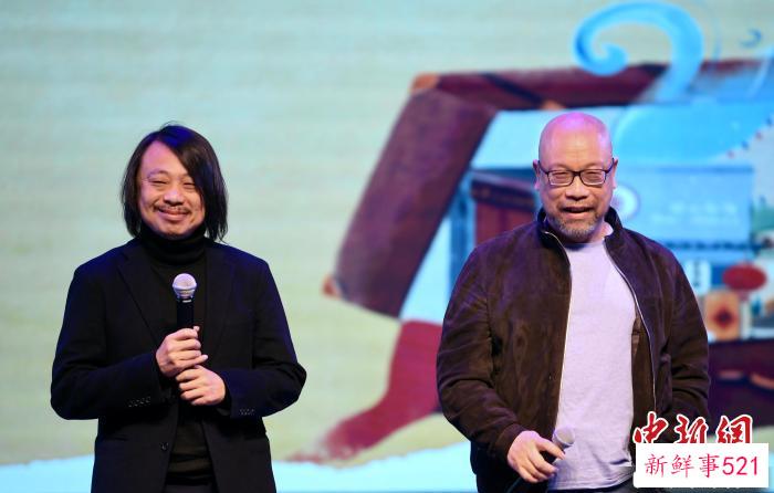 导演李宗熹(和)编剧龚应恬(右) 王晓溪 摄