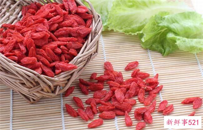 不能吃枸杞的枸杞比较滋补 身体有炎症的人不能吃