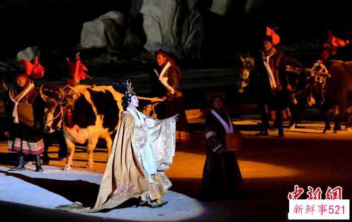 3月17日，西藏拉萨，《文成公主》大型史诗剧演出现场。　李林 摄