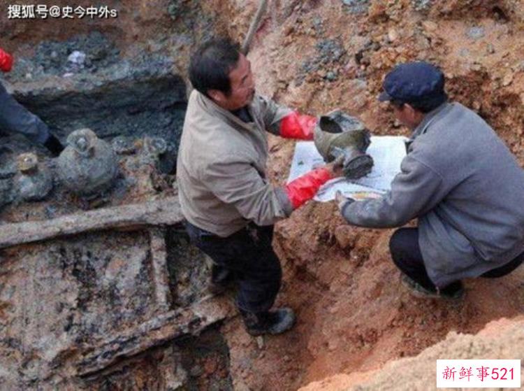 十堰市墓地有哪几个，湖北千年古墓发掘纪实