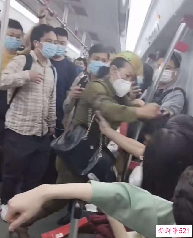 广州地铁打人大妈是俄粉 嫁俄国人 名下多家公司