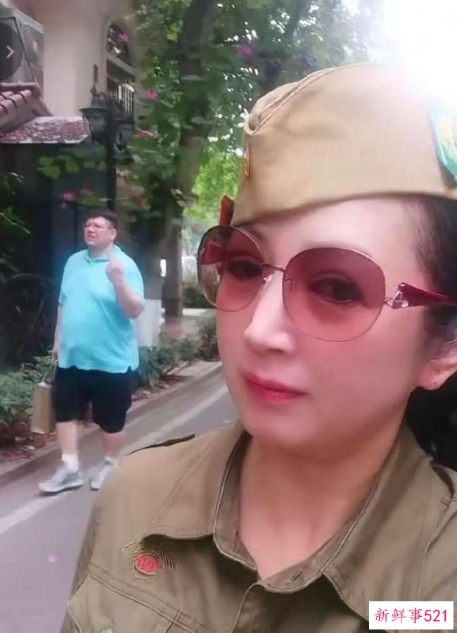 广州地铁打人大妈是俄粉 嫁俄国人 名下多家公司