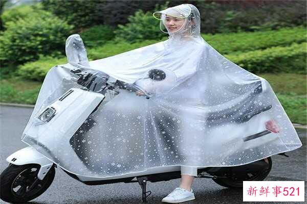 锅没煮好怎么办？将苹果皮放入锅中 在水中煮沸