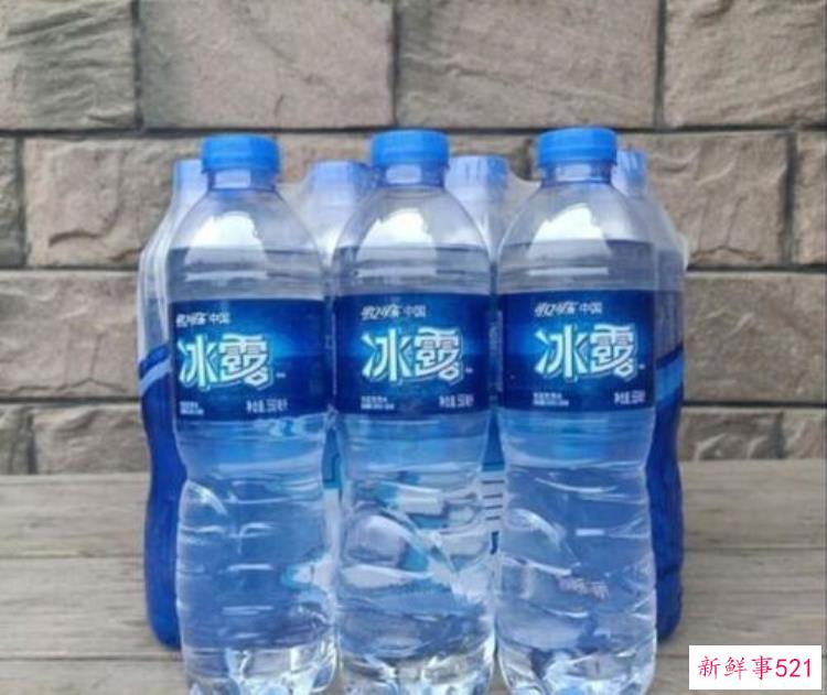 塑料瓶在生活中很常见为何出现在古墓里就变成了可怕的物品