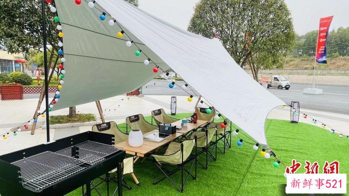 露营产品。　朱悦来 摄