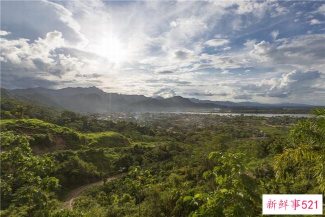 亚马逊森林是哪个国家的？没有准确的国家(范围很广)