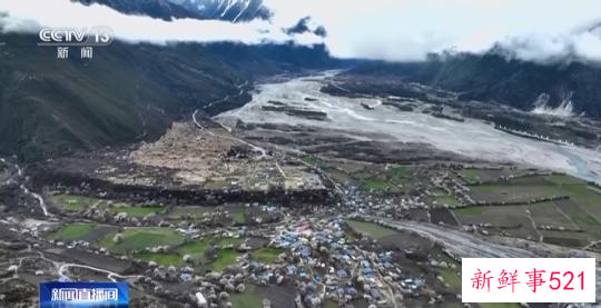 西藏林芝:巍峨雪山阡陌良田 桃花谷春色惊艳