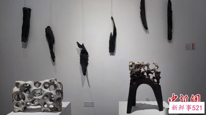 图为三合美术馆展出作品。　高吕艳杏 摄