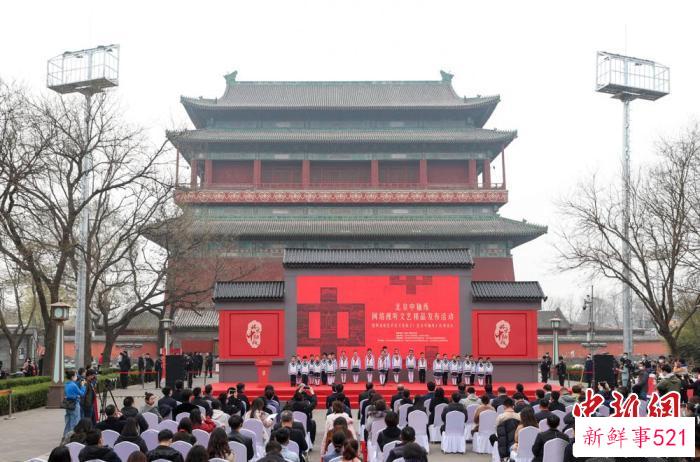 图为童声合唱团演唱《我和我的祖国》。　记者 贾天勇 摄