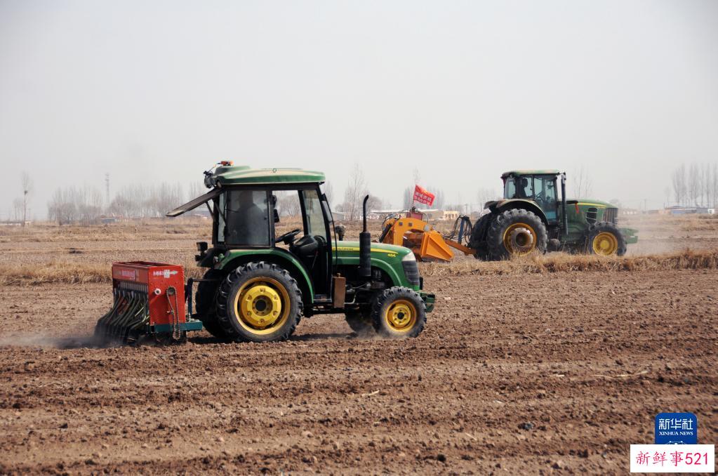 北斗导航助春耕 农户种粮更轻松