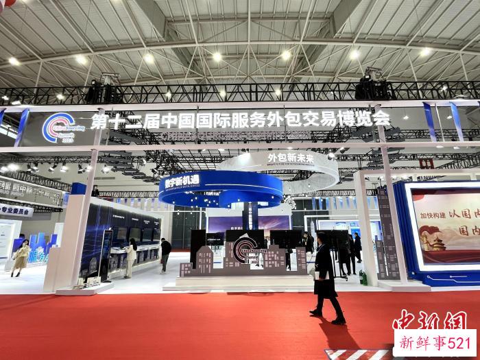 服博会展览展示场馆 张芹 摄