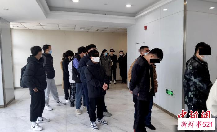 本案中，上海警方抓获犯罪嫌疑人12名。　上海市公安局供图