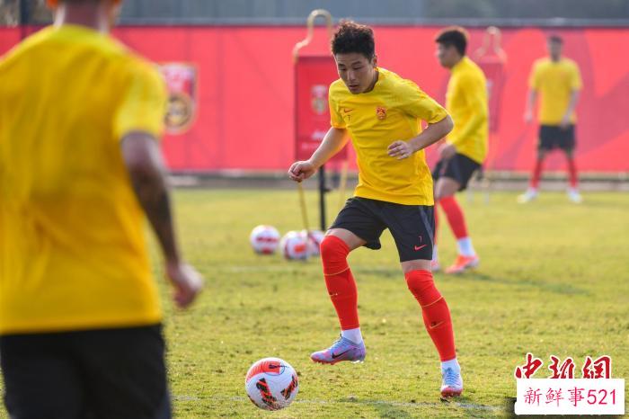 时隔一年国足“减脂”后出战 能否带来惊喜？