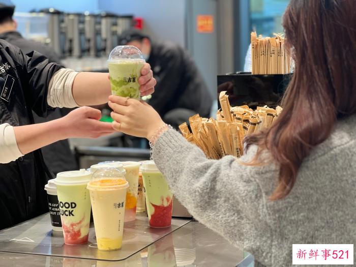 春日鲜饮来袭，古茗首推鲜果奶昔系列