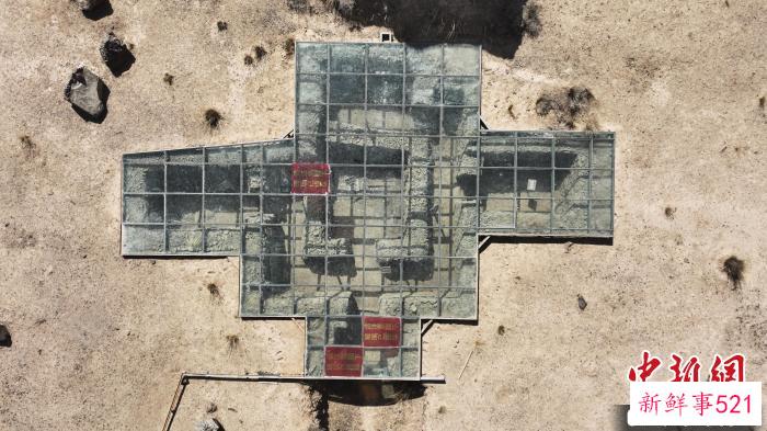 图为被称为“九层妖塔”的热水墓群一号大墓。　马铭言 摄